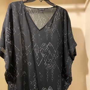 Eileen Fisher medium tunic in black/white